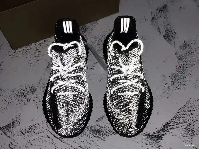 - Static Boost V2 Yeezy Black FU9007 350 (Reflective) Adidas 0518